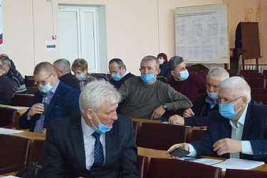 Светлана Иванова посетила заседание Совета депутатов Кувандыка